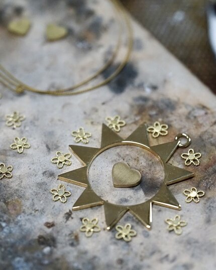 fr_11453_size880.jpeg fr_11453_size880.jpeg