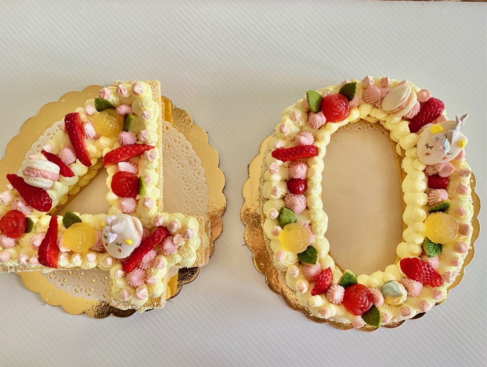 farcitura con namelaka all'anans e ganache alle fragole farcitura con namelaka all'anans e ganache alle fragole