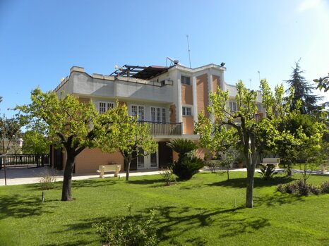 abd45f9e-781b-46ab-b061-2d05a209df0c abd45f9e-781b-46ab-b061-2d05a209df0c