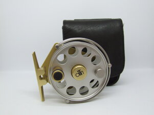 55641c0f-e3b2-49c4-8863-47776eb3e57a