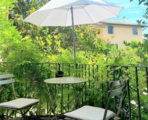 camera%20doppia%201%20okok.jpeg camera%20doppia%201%20okok.jpeg