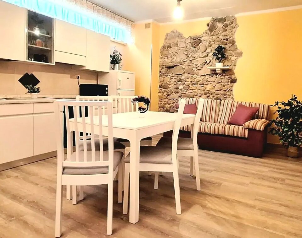 4f3eadeb-1e2b-4615-a464-103017405154