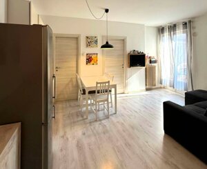 divano%201%20okok.jpeg divano%201%20okok.jpeg