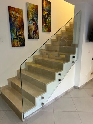 balaustra.jpeg balaustra.jpeg