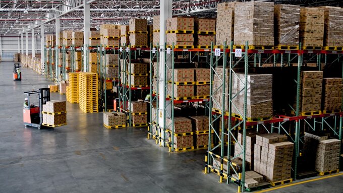 muletto-magazzino.jpeg muletto-magazzino.jpeg