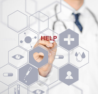 57601159-concetto-di-assistenza-sanitaria-medica-e-futura-tecnologia-medico-maschio-con-stetoscopio-e-schermo.jpeg