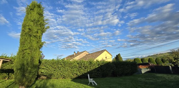 20220405_192138.jpeg 20220405_192138.jpeg