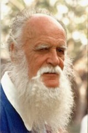 lanza del vasto 6.jpeg