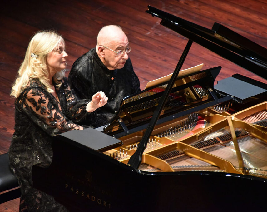 b73149f4-44fd-43ad-83a9-8bd2c4117769