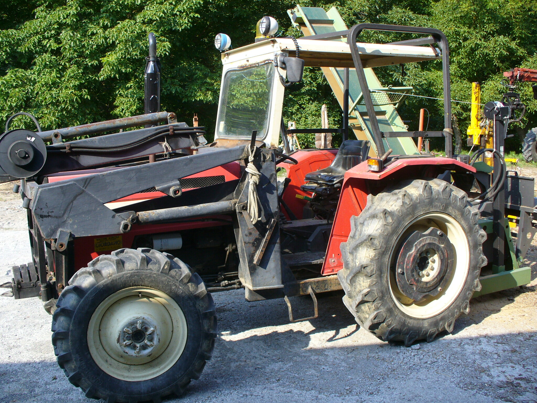 REVISIONE DELLE MACCHINE AGRICOLE (TRATTORI)