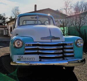 Chevrolet 3100 bicolore