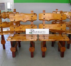 Laccatura sedie in legno