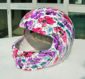 Personalizzazione casco tramite cubicatura
