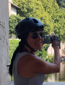 c8b0b982-7a89-4551-8914-1b52d69390ed c8b0b982-7a89-4551-8914-1b52d69390ed