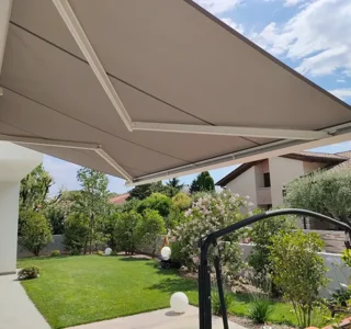 salotto-con-pergola-addossata-1200x720.webp salotto-con-pergola-addossata-1200x720.webp
