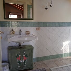 Vecchia Toscana con terrazzo, predisposta per persone disabili, posizione lato monte