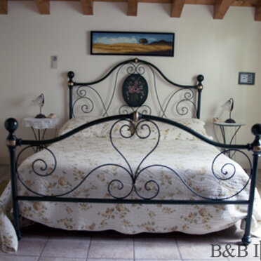 Vecchia Toscana mit Terrasse, Bergseite (behindertengerecht) Vecchia Toscana mit Terrasse, Bergseite (behindertengerecht)