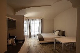 b853e1a5-7573-41fa-8410-c00426bb2357