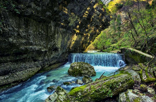 b0ba7aca-0b5f-47ea-adc8-1863657846d5