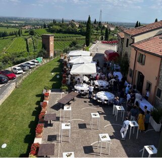 68910484-fbf0-49e6-9daa-402e885e370d 68910484-fbf0-49e6-9daa-402e885e370d