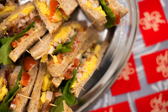 8124c382-c170-4f04-b870-3973e7974a28