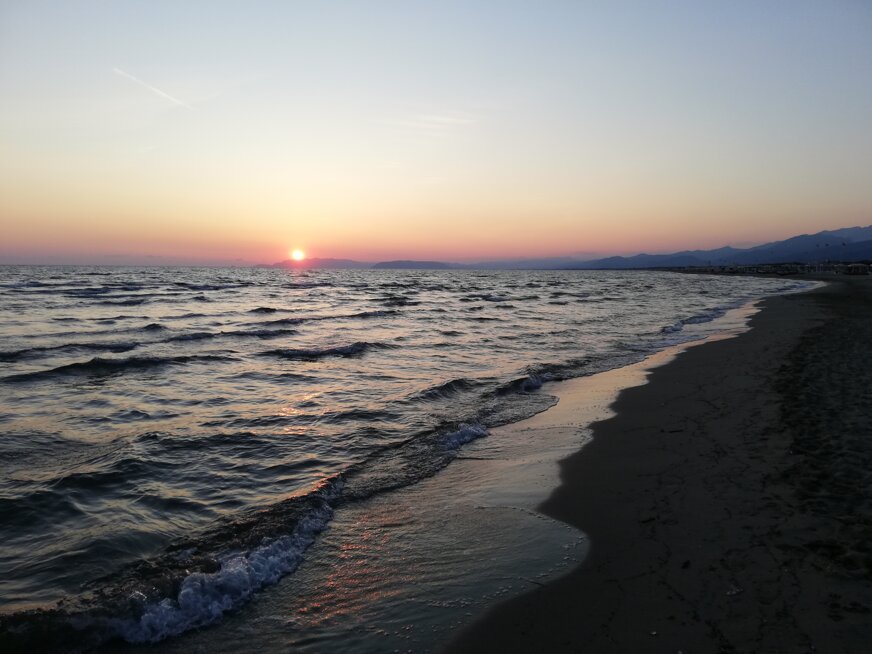 46e1105a-4b87-4939-abfd-952ec5cf916b 46e1105a-4b87-4939-abfd-952ec5cf916b