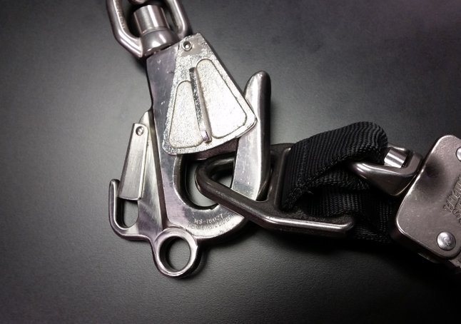 SAFETY ALERT FOR FLIGHT OPERATORS: ROLLOUT DINAMICO