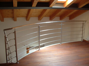 inox-parapetto-curvo