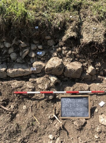 bfd4feb8-6261-4d3a-bf65-9f229e83f549 bfd4feb8-6261-4d3a-bf65-9f229e83f549