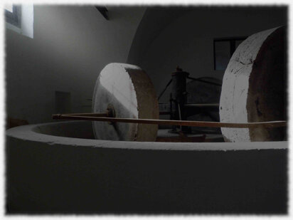 bf5c62d1-c950-4cf9-b6eb-74238033e42a