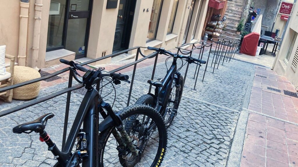 653b13ac-9443-484b-912c-ba87d5270d05