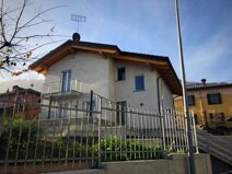 8d29f581-424f-4d1f-a4a2-00e6d9192f17 8d29f581-424f-4d1f-a4a2-00e6d9192f17