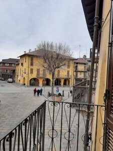 8c305a95-d793-434a-8ea7-316a70553fae