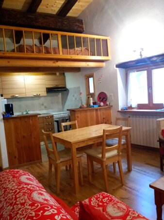 05561248-ca49-4956-a173-4987bd83e18a