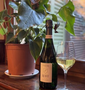 img_3227%20-%20dimensioni%20grandi.jpeg img_3227%20-%20dimensioni%20grandi.jpeg