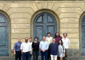 ad7b2a42-bb48-4664-943c-72d5eea26572