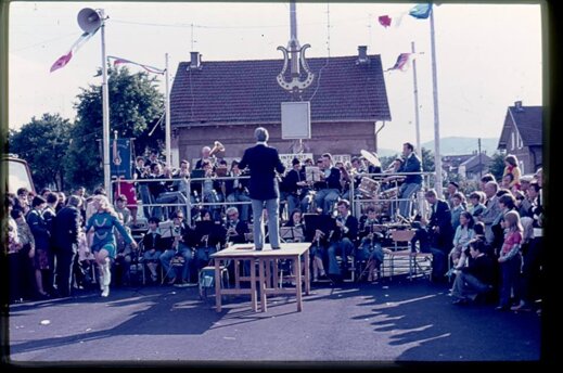 10882173_673063192815086_1023212510198947594_n