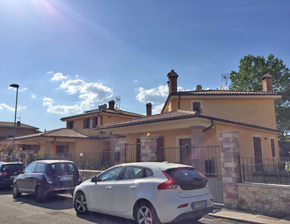 fb902c6f-7f33-46f5-a073-06b11e97d6c4