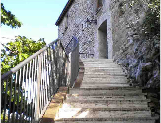 0100eee3-d52c-4676-b272-182860bc7e45