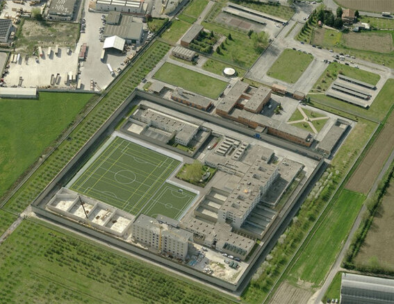 843837e6-49e9-461d-9858-80697c096a4b