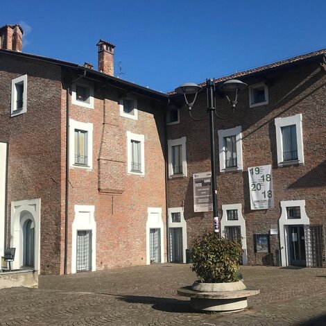 cascina%20roma%20soffitto.jpeg