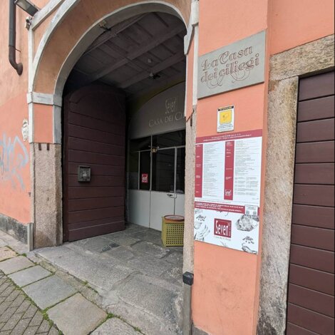 naviglio%20martesana.jpeg