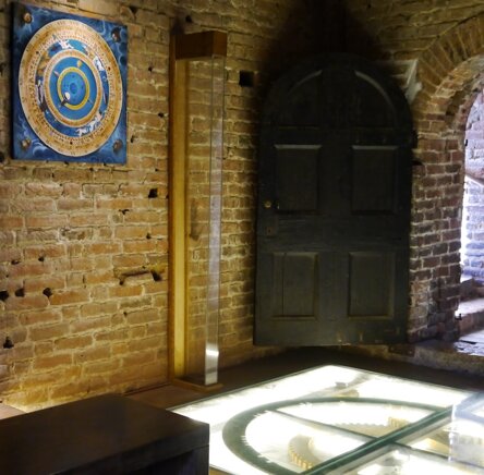 sala-orologio.jpeg sala-orologio.jpeg
