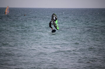 198ff079-9054-4d6c-8061-f4c792328cf4