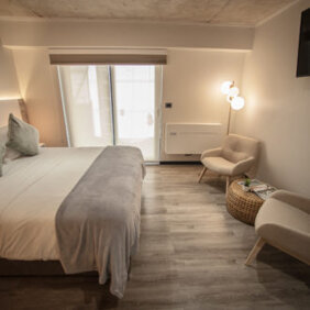 8cc868a3-765e-4e33-b0f5-8fdc36d6769e 8cc868a3-765e-4e33-b0f5-8fdc36d6769e