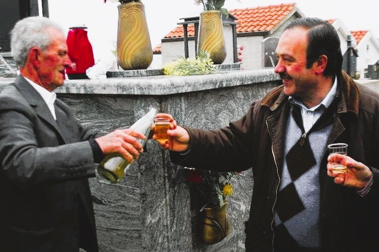 Nei paesi arb&euml;resh&euml; di rito greco - bizantino ci si prepara per la commemorazione dei defunti