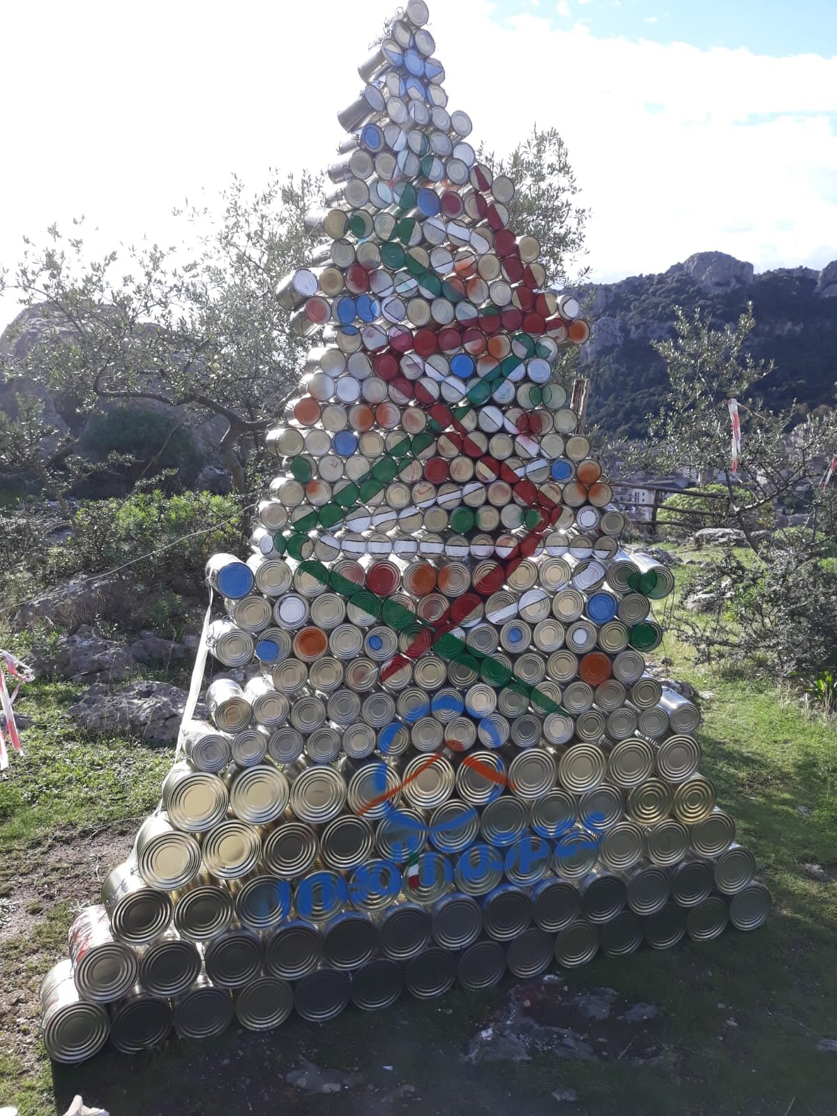 ROSE: premiati i partecipanti al concorso del Riciclo dell’Associazione Libera…Mente. Numerosi i partecipanti ROSE: premiati i partecipanti al concorso del Riciclo dell’Associazione Libera…Mente. Numerosi i partecipanti