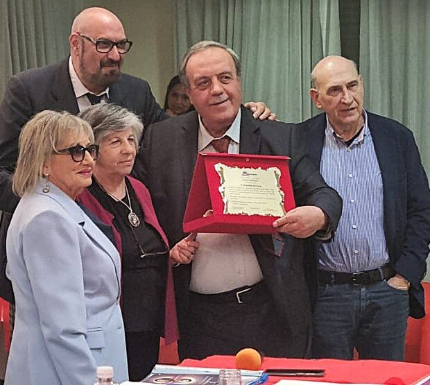 A Belsito svolta la cerimonia di premiazione del Concorso Letterario Internazionale per poeti e narratori A Belsito svolta la cerimonia di premiazione del Concorso Letterario Internazionale per poeti e narratori