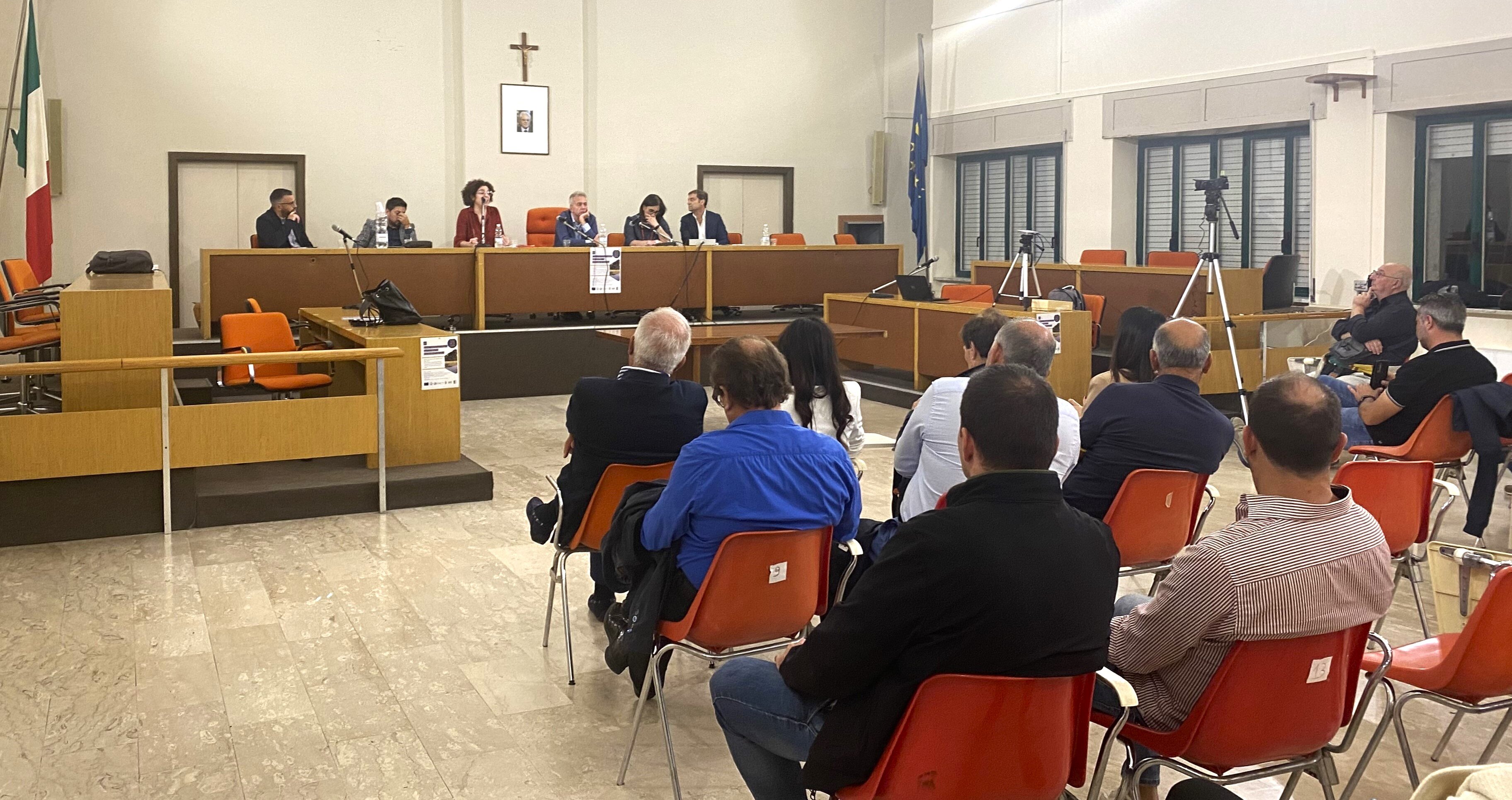 Il GAL Valle del Crati presenta la Strategia di Sviluppo Locale Leader per la Programmazione 2023/2027 Il GAL Valle del Crati presenta la Strategia di Sviluppo Locale Leader per la Programmazione 2023/2027