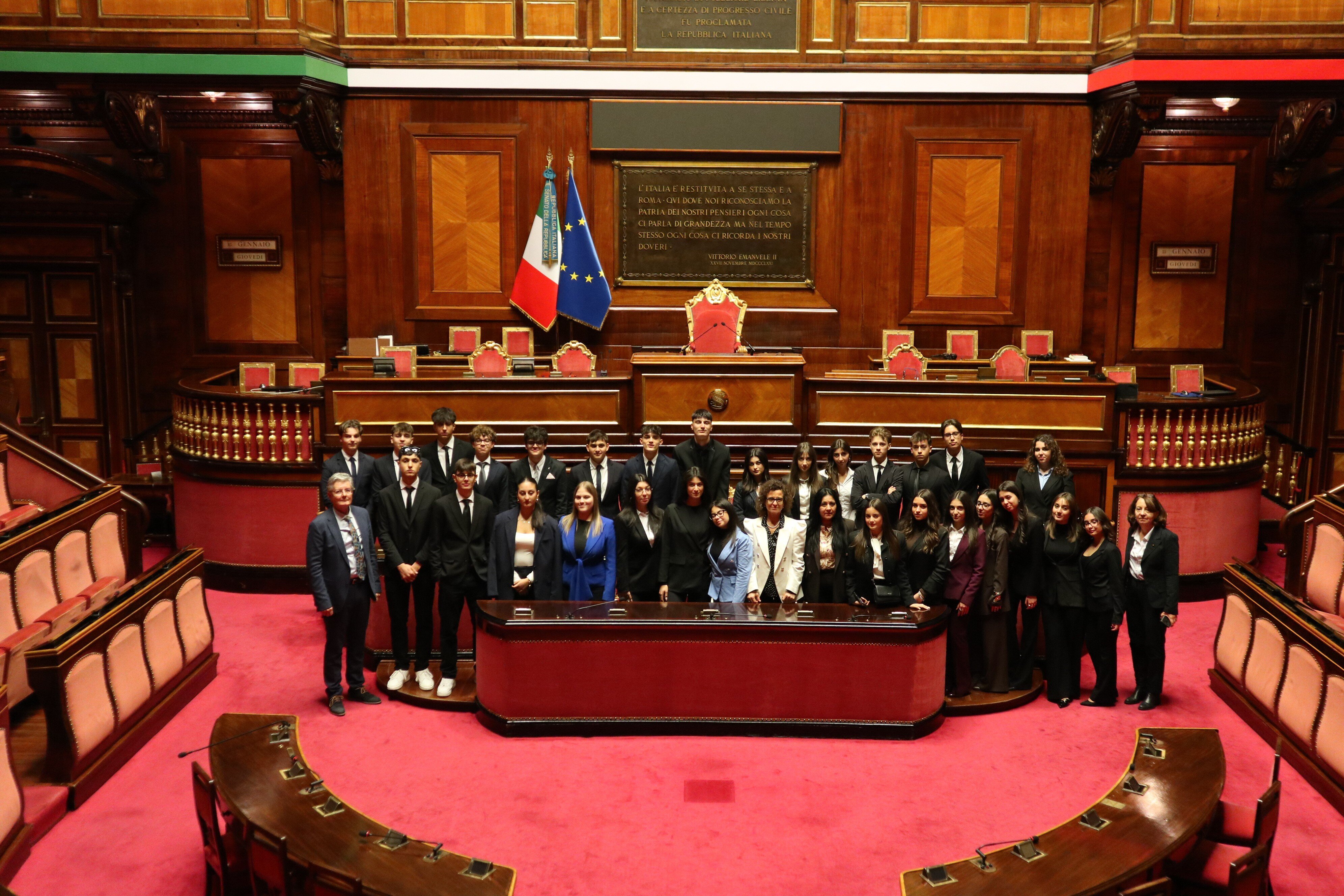 Nei concorsi &ldquo;Un giorno in Senato&rdquo; e &ldquo;Senato Ambiente&rdquo;, brillano gli studenti dell&rsquo;IIS.E Siciliano&rdquo; con un primo posto e una menzione speciale